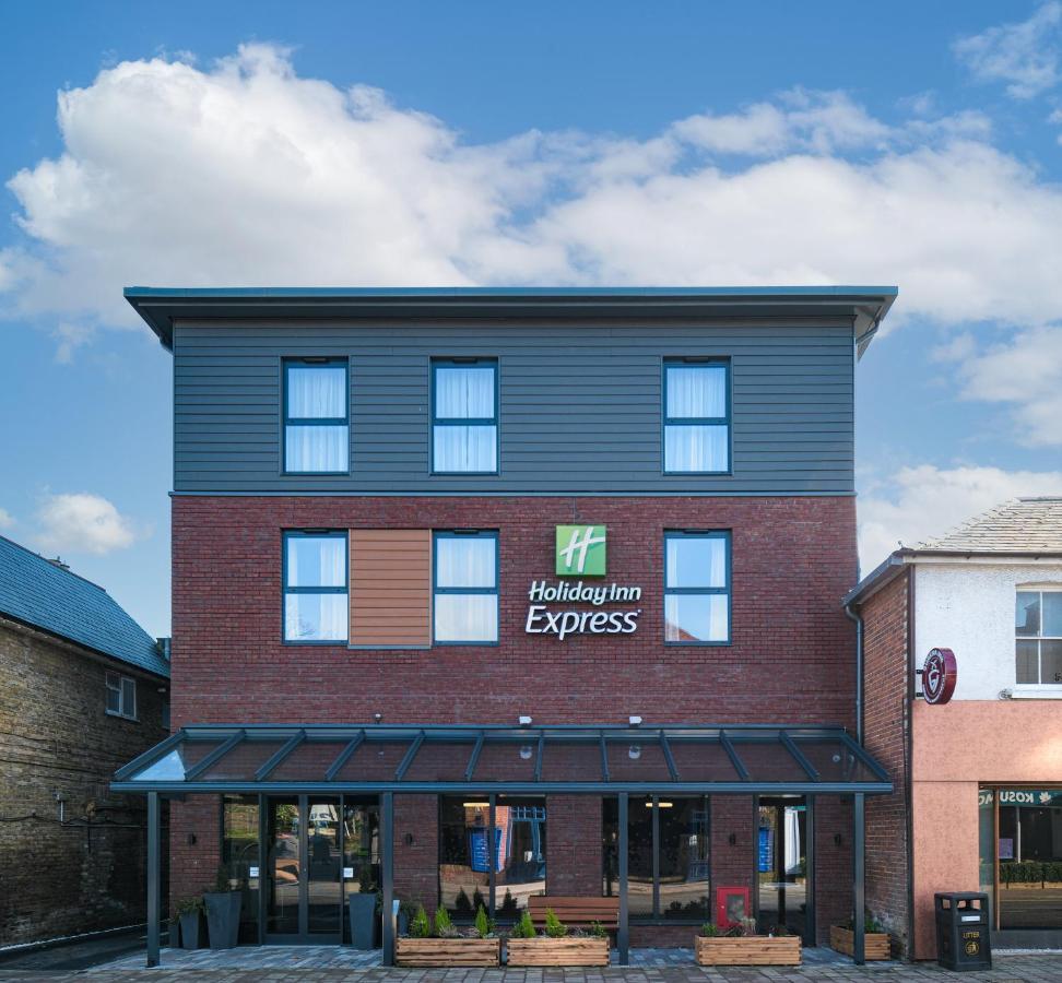 Holiday Inn Express - Fleet By Ihg Extérieur photo